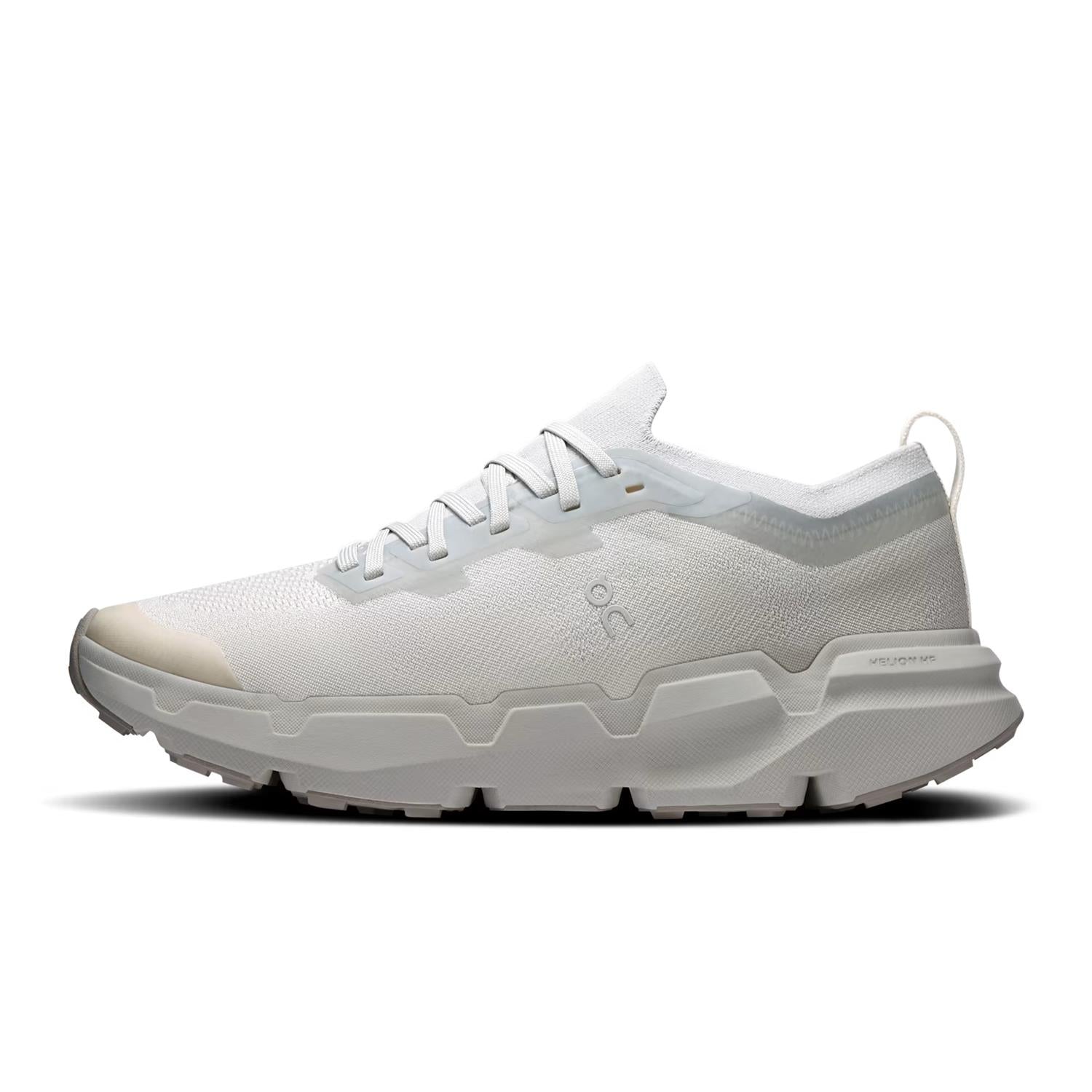 ON Cloudsoma 1 W Glacier/Pearl skoeske med hvit og blå design, vises med komfortabel passform og sporty stil