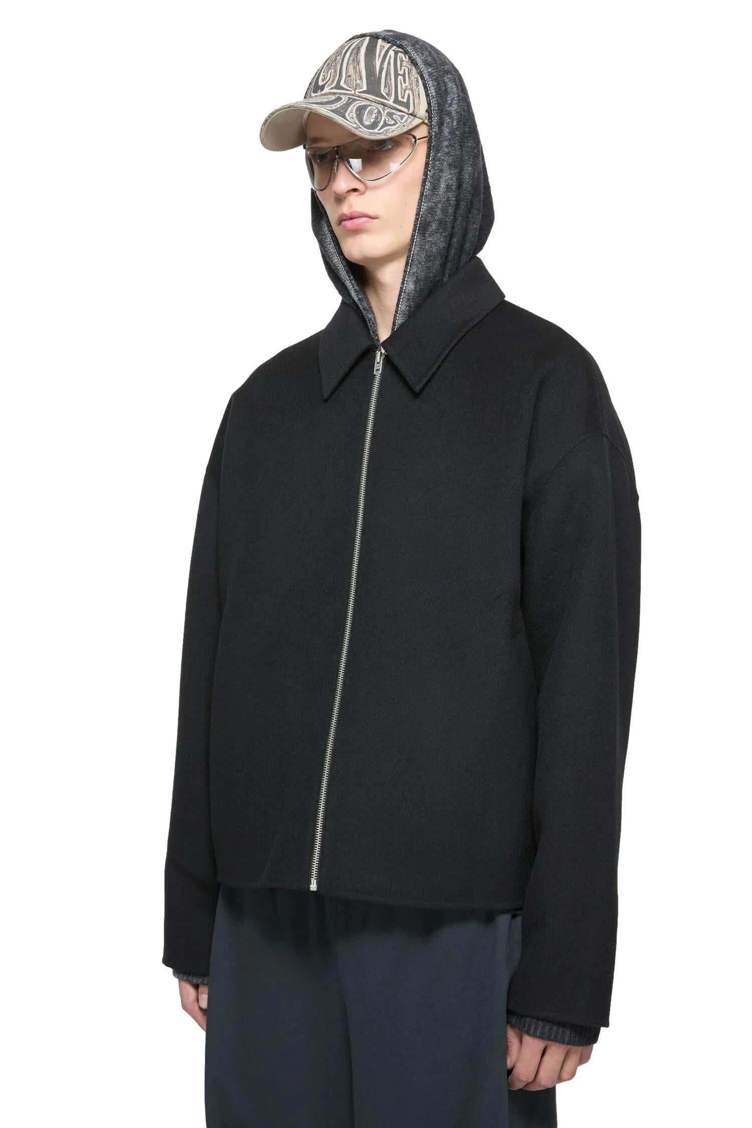 Sort Acne Wool zipjakke med glidelås, moderne og stilig jakke i ullstoff, perfekt for kaldt vær.