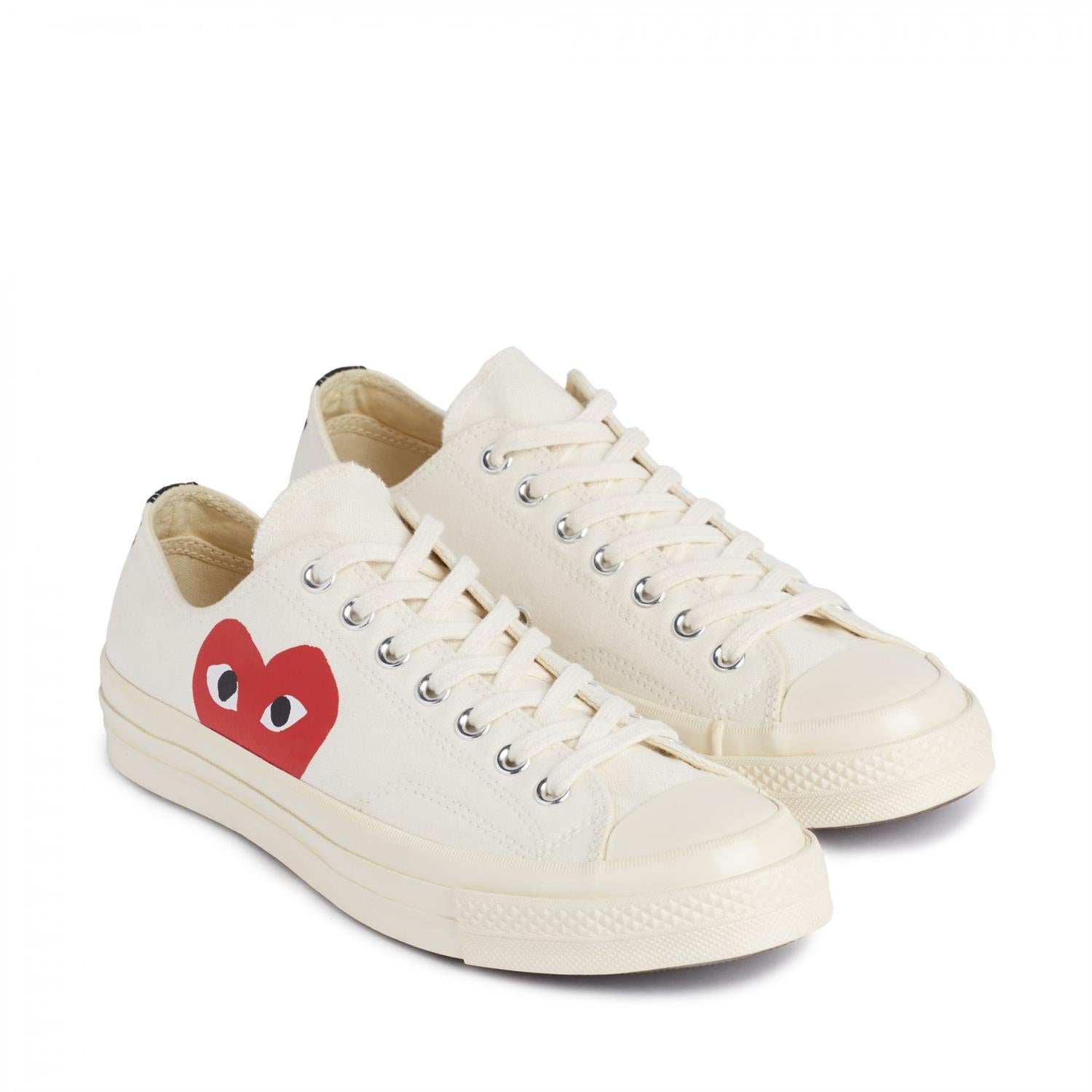 Comme des Garcons Play x Converse CDG Big Heart LOW Top White Sko Off-White - modostore.no