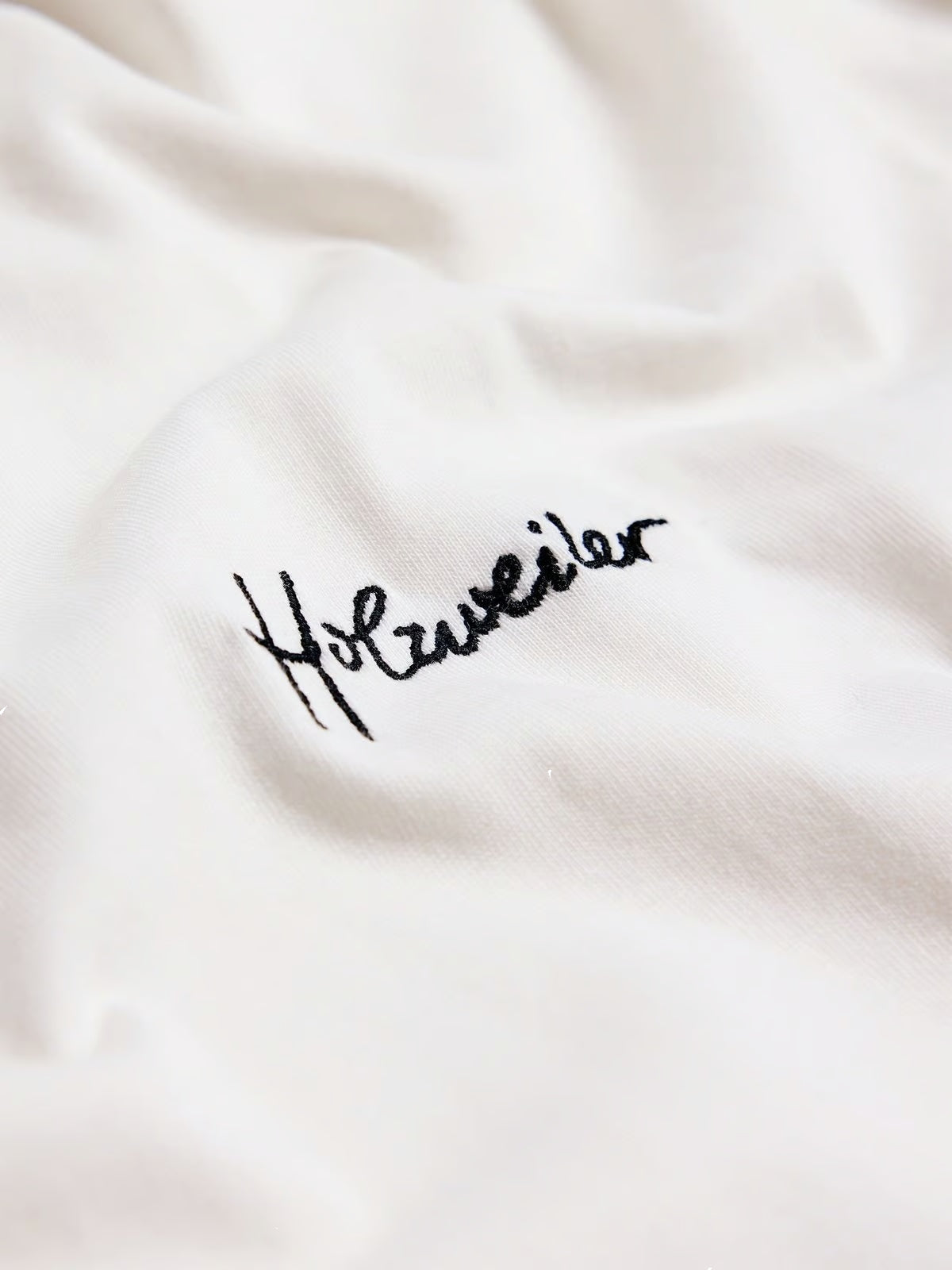 Holzweiler Tucker Embroidery Tee T-shirt Hvit - modostore.no