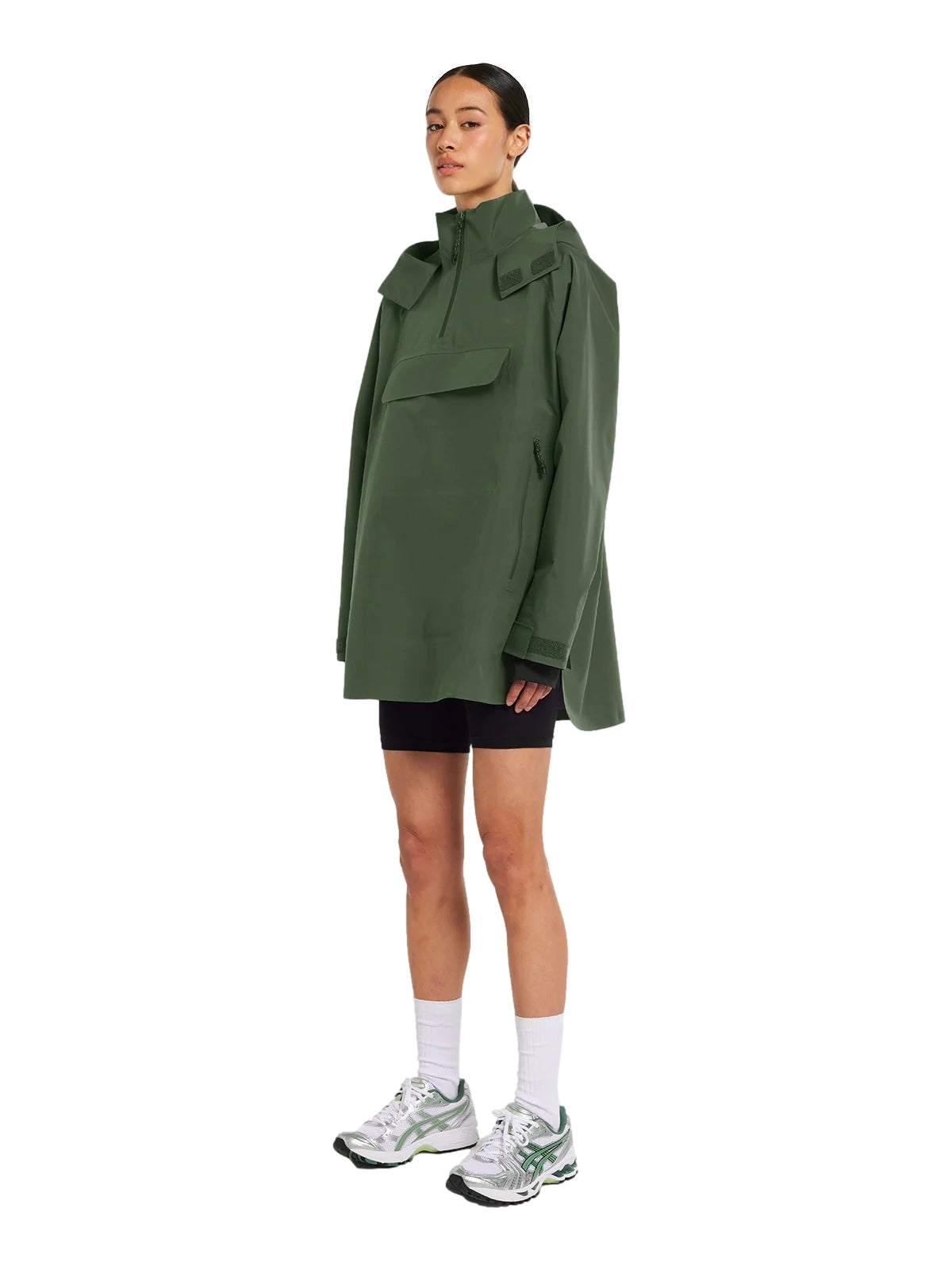 Blæst Voss Poncho Dusty Green Jakke Oliven - modostore.no