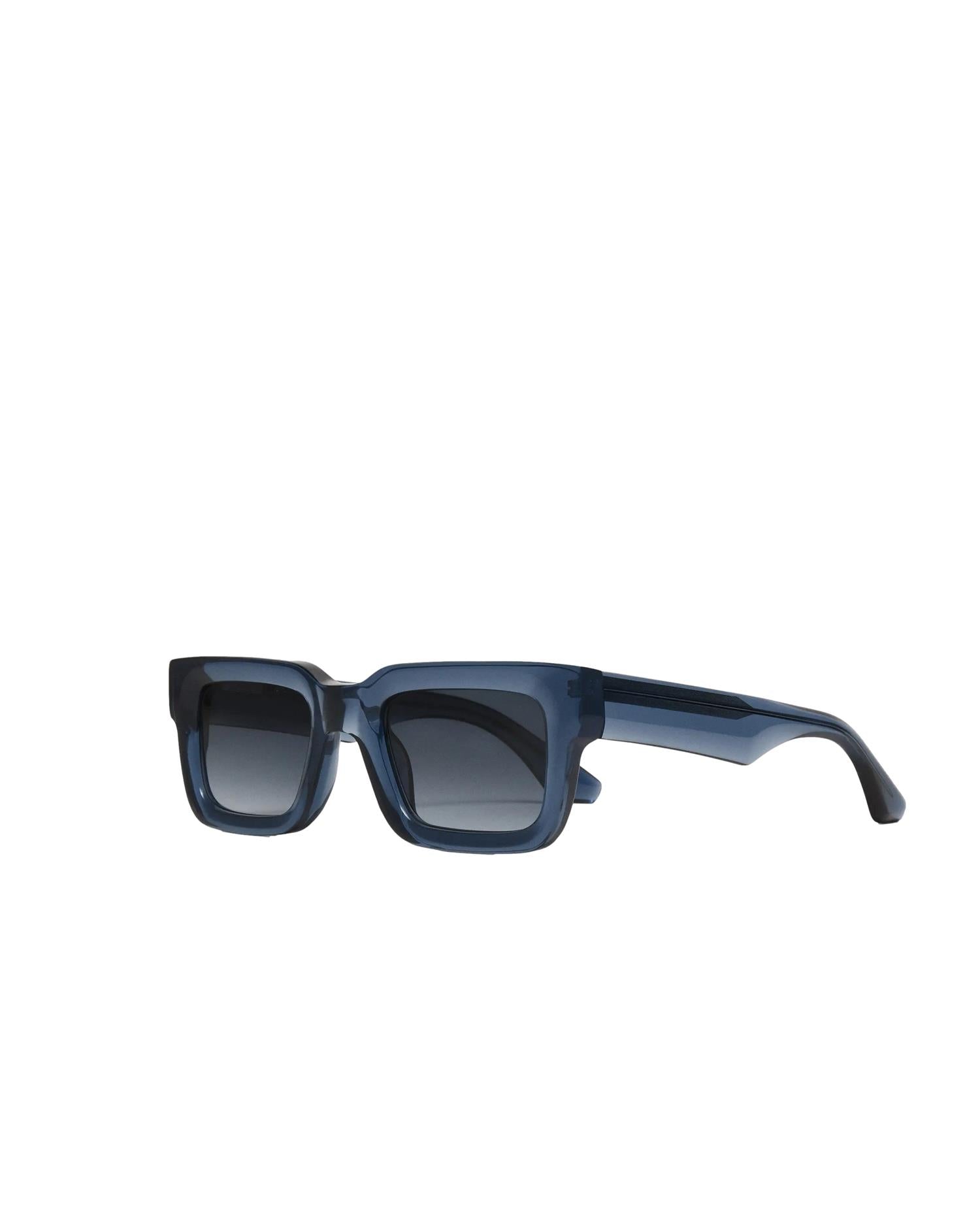 Chimi Eyewear 05 Indigo solbriller med blå ramme og mørke glass, stilfulle og moderne UV-beskyttende solbriller