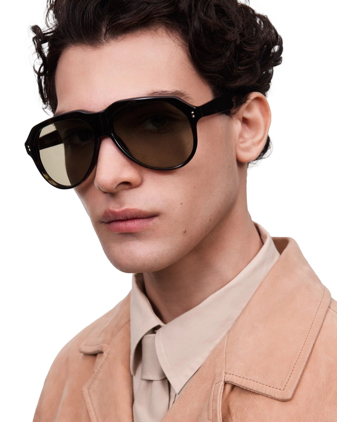 Chimi Eyewear Caine solbriller i tortoise-brun med store rammer og mørke glass, stilfullt og beskyttende for øynene.