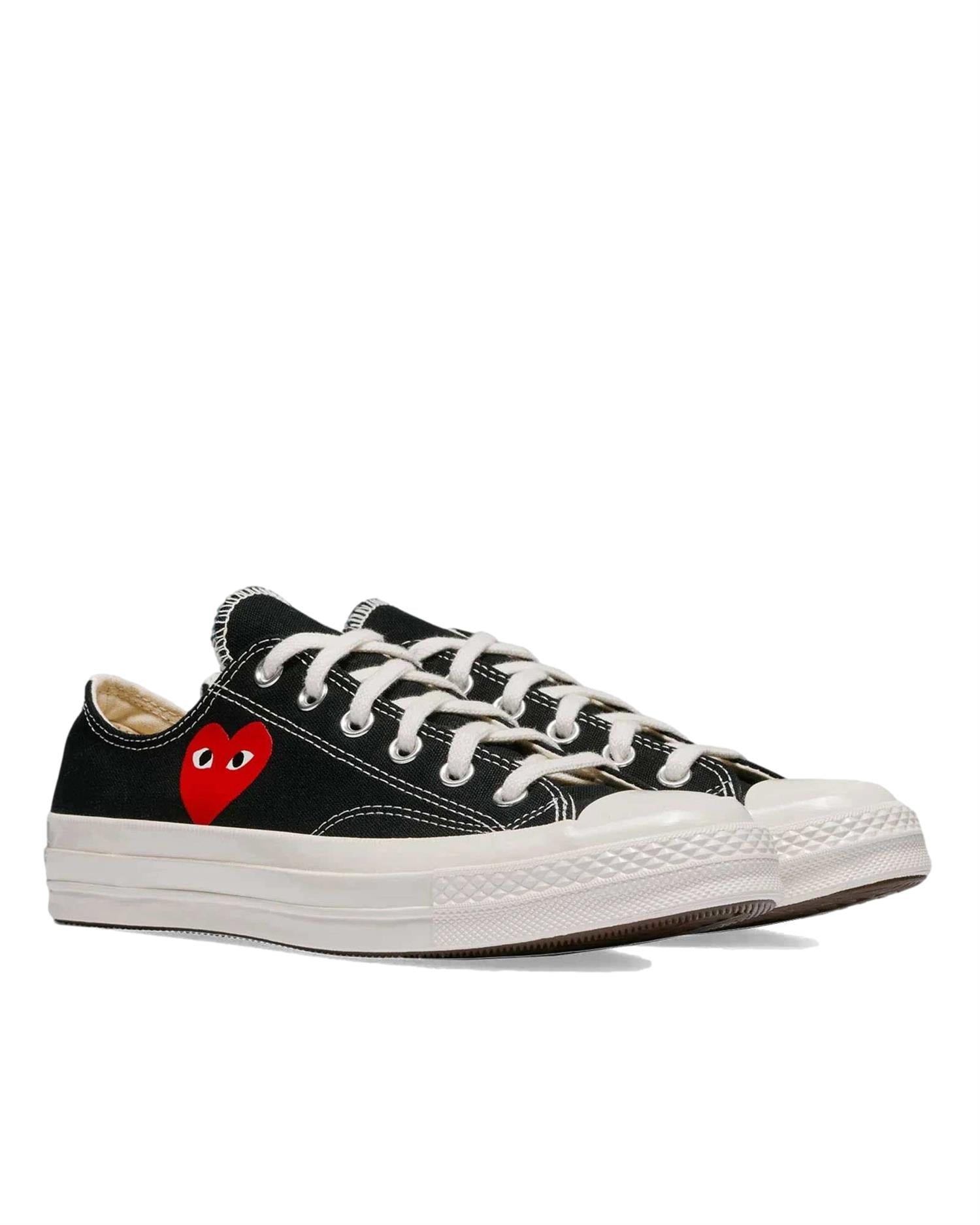Comme des Garcons Play CT70 Small red heart LOW top Sko Sort - modostore.no