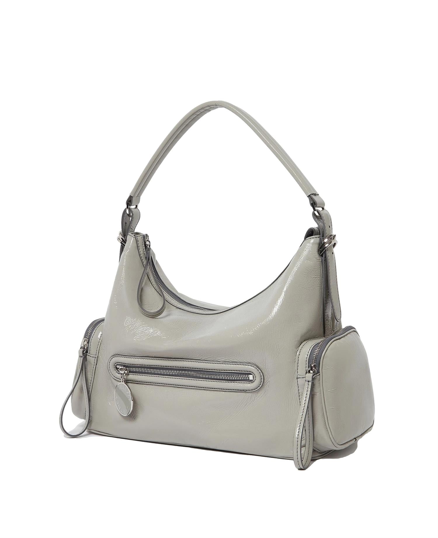 Stella McCartney Dartmoor Shoulder Bag Cracked Patent Veske Lysegrå - modostore.no