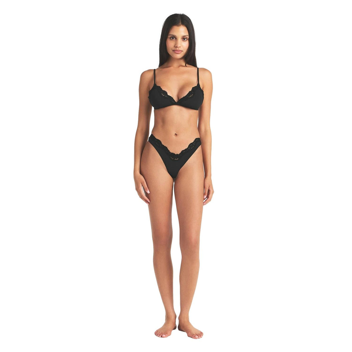 SKIMS Fits Everybody Lace Dipped Thong Onyx Undertøy Sort
