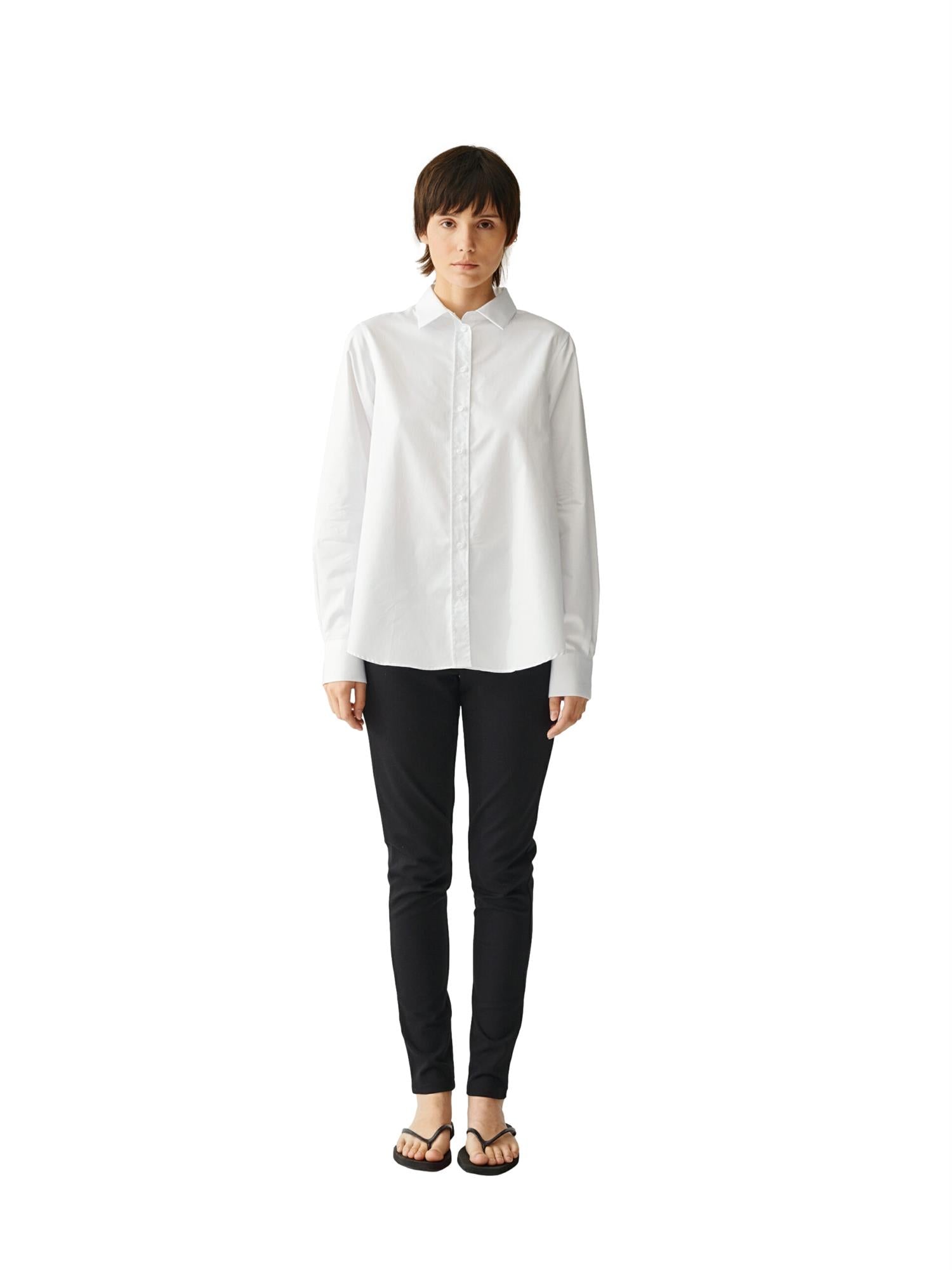 Julie Josephine A-Shape Oversized Shirt Skjorte Hvit - modostore.no