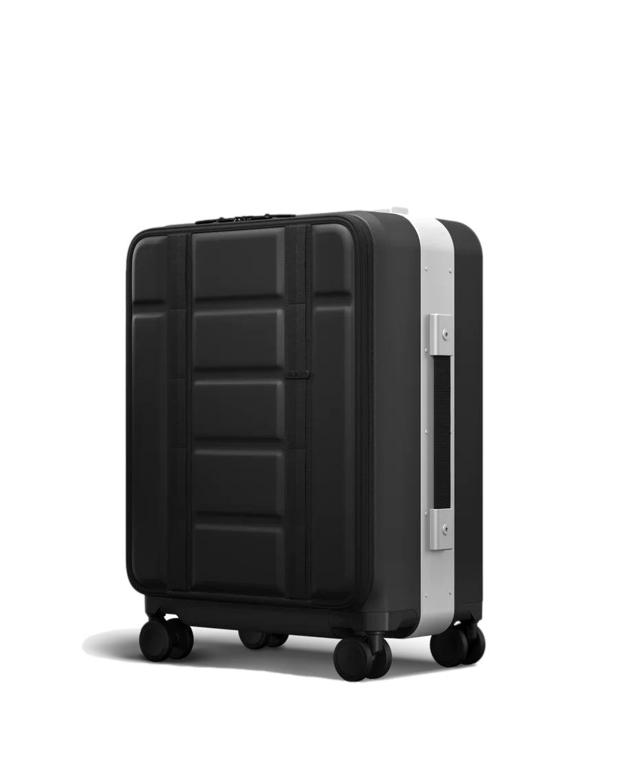 Db Ramverk Pro Front-Access Carry-On Silver Koffert Sort - modostore.no