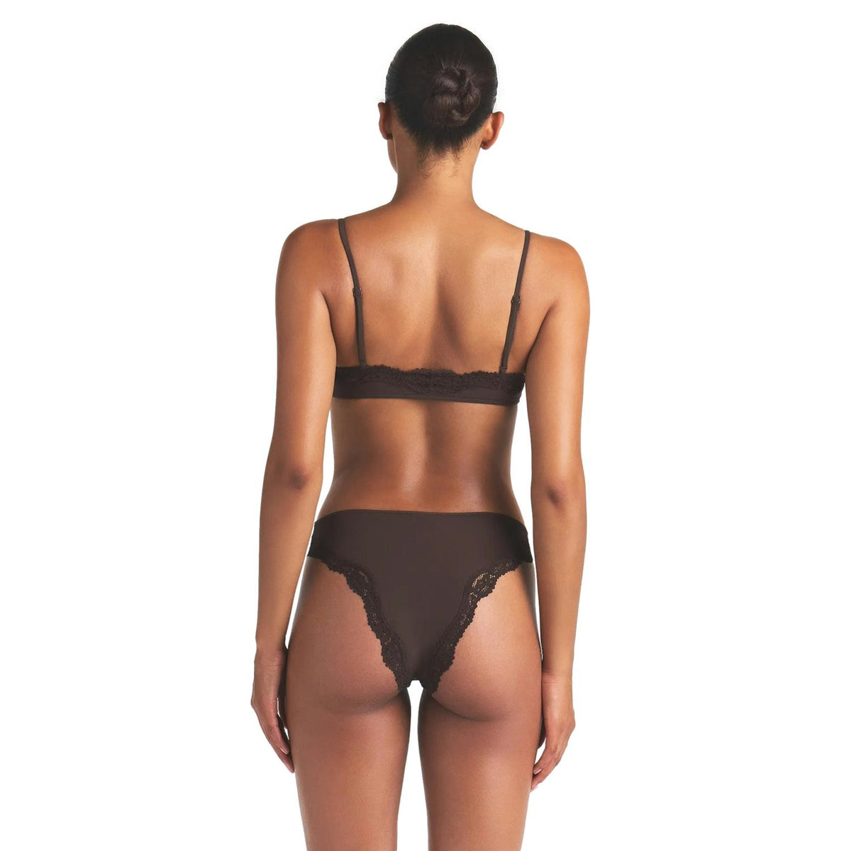 SKIMS Fits Everybody Lace Scoop bralette i espressofarget brun, blondedetaljer og rund utringning