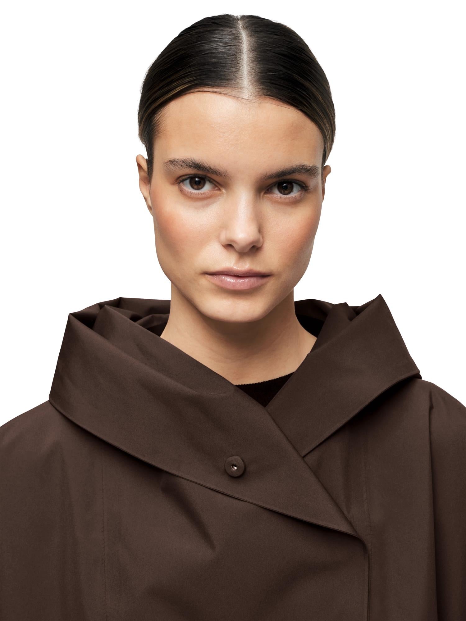 Blæst Bergen Poncho Java Jakke Brun - modostore.no