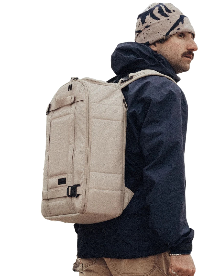 Douchebags The Ramverk 26L Backpack Sekk Beige - modostore.no