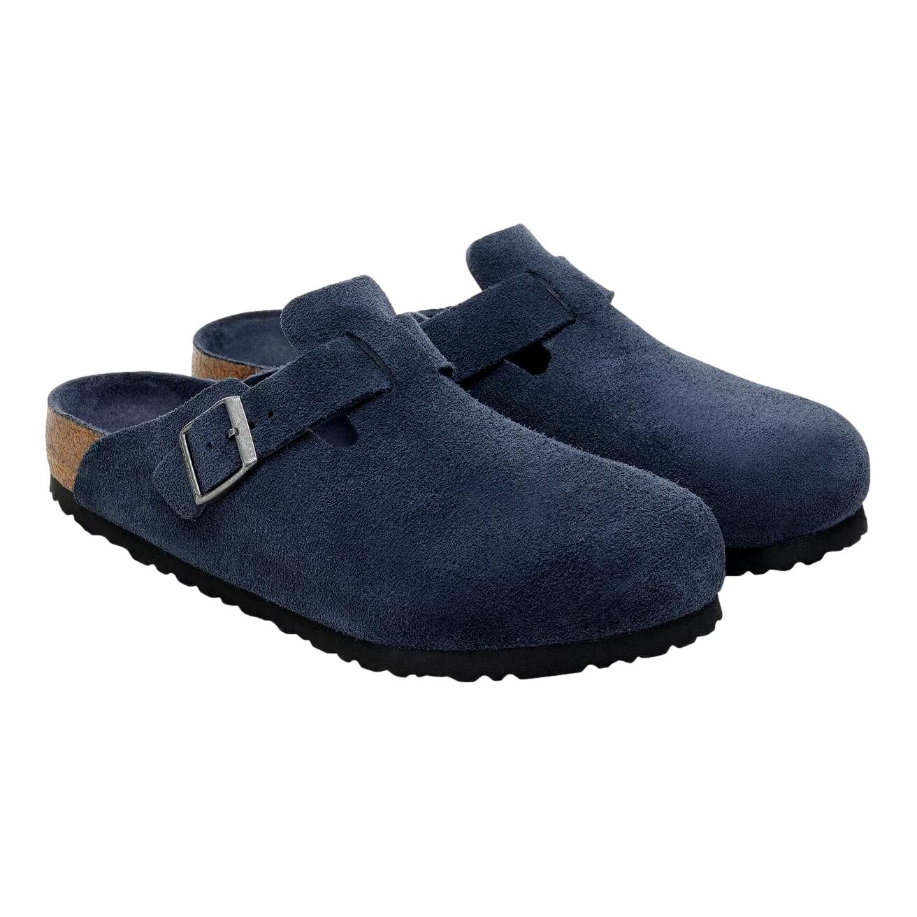 Birkenstock Boston SFB suedesko i smal modell i mørkeblå tonale nyanser, komfortabel og stilfull for hverdagsbruk