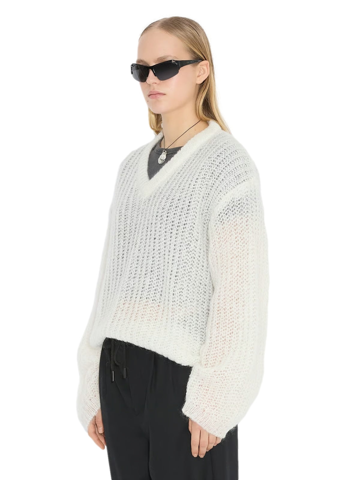 Holzweiler Boxy Mohair V-Neck Genser Off-White - modostore.no