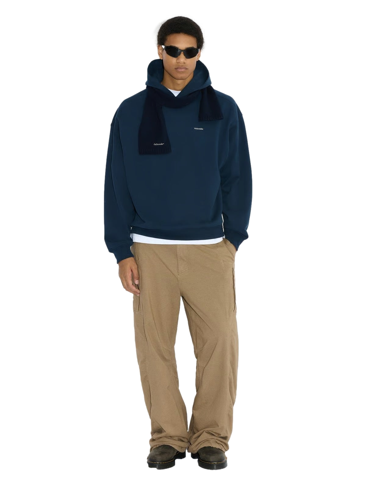 Holzweiler M Relaxed Hoodie Hettegenser Mørkeblå - modostore.no