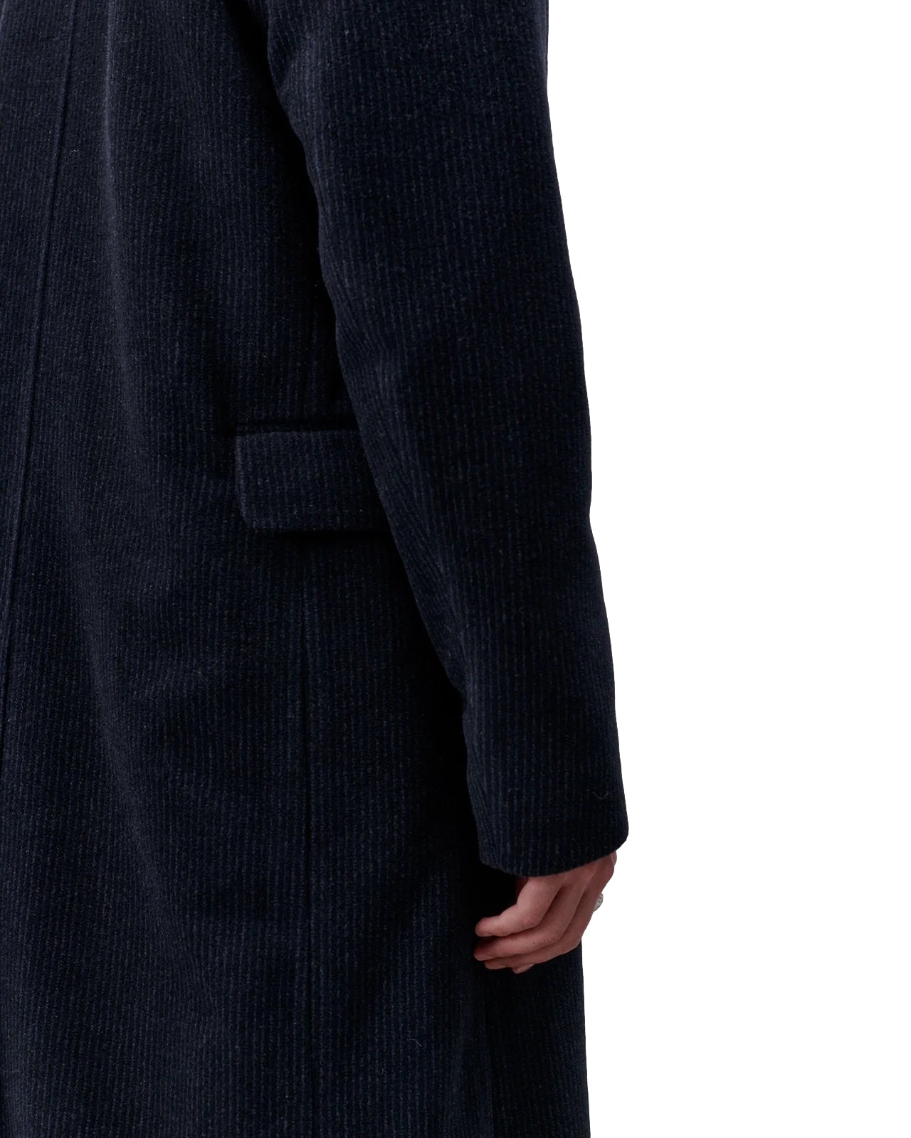 Navy Libertine Libertine Transition jakke vist med lukket front og klassisk passform, perfekt for høst- og vinterbruk.