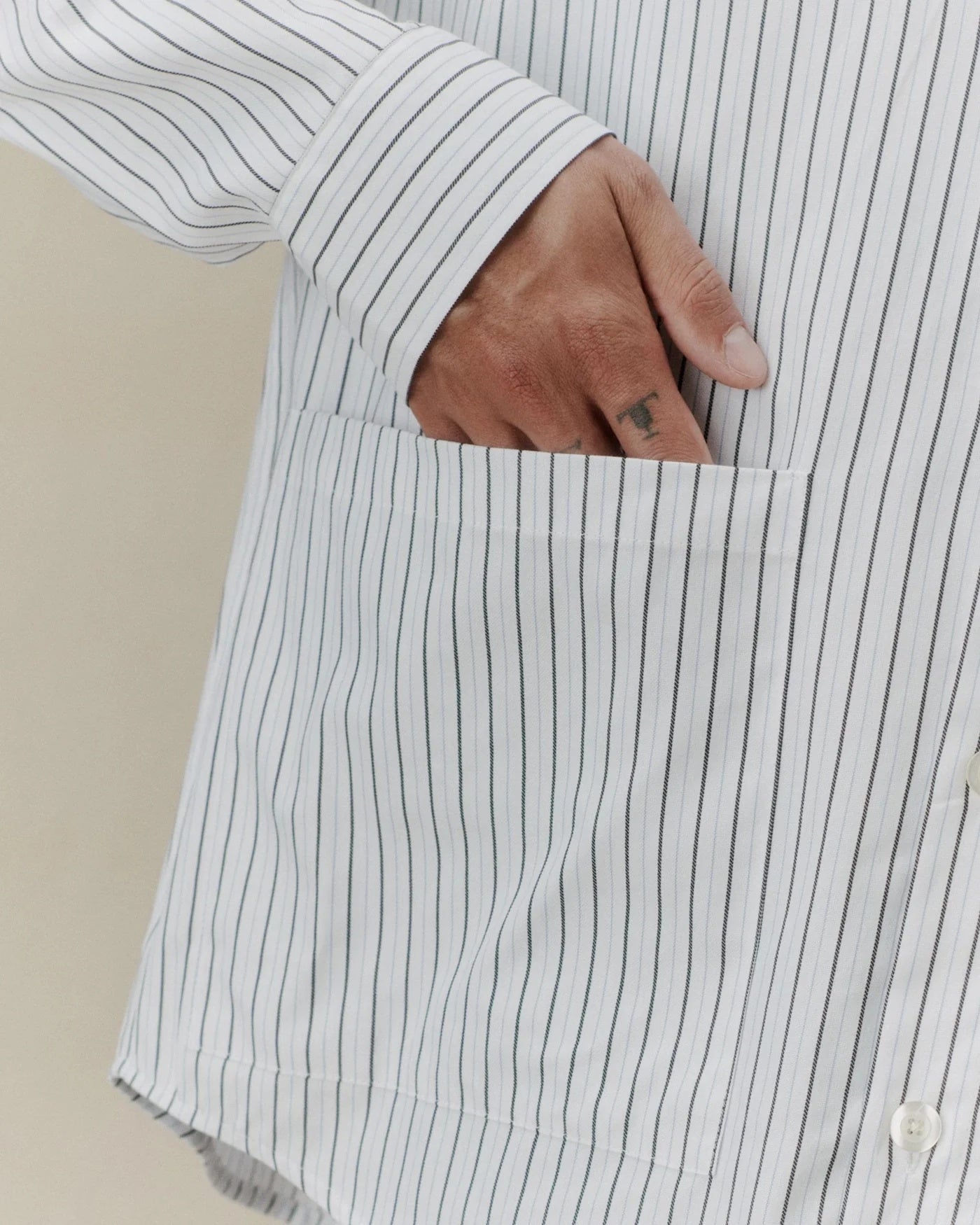 Libertine Libertine Venture Skjorte Black Blue Stripe - modostore.no