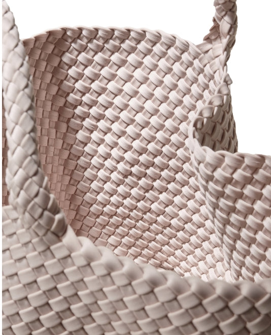 Naghedi St. Barths Medium Tote Shell Pink Veske Lyserosa - modostore.no