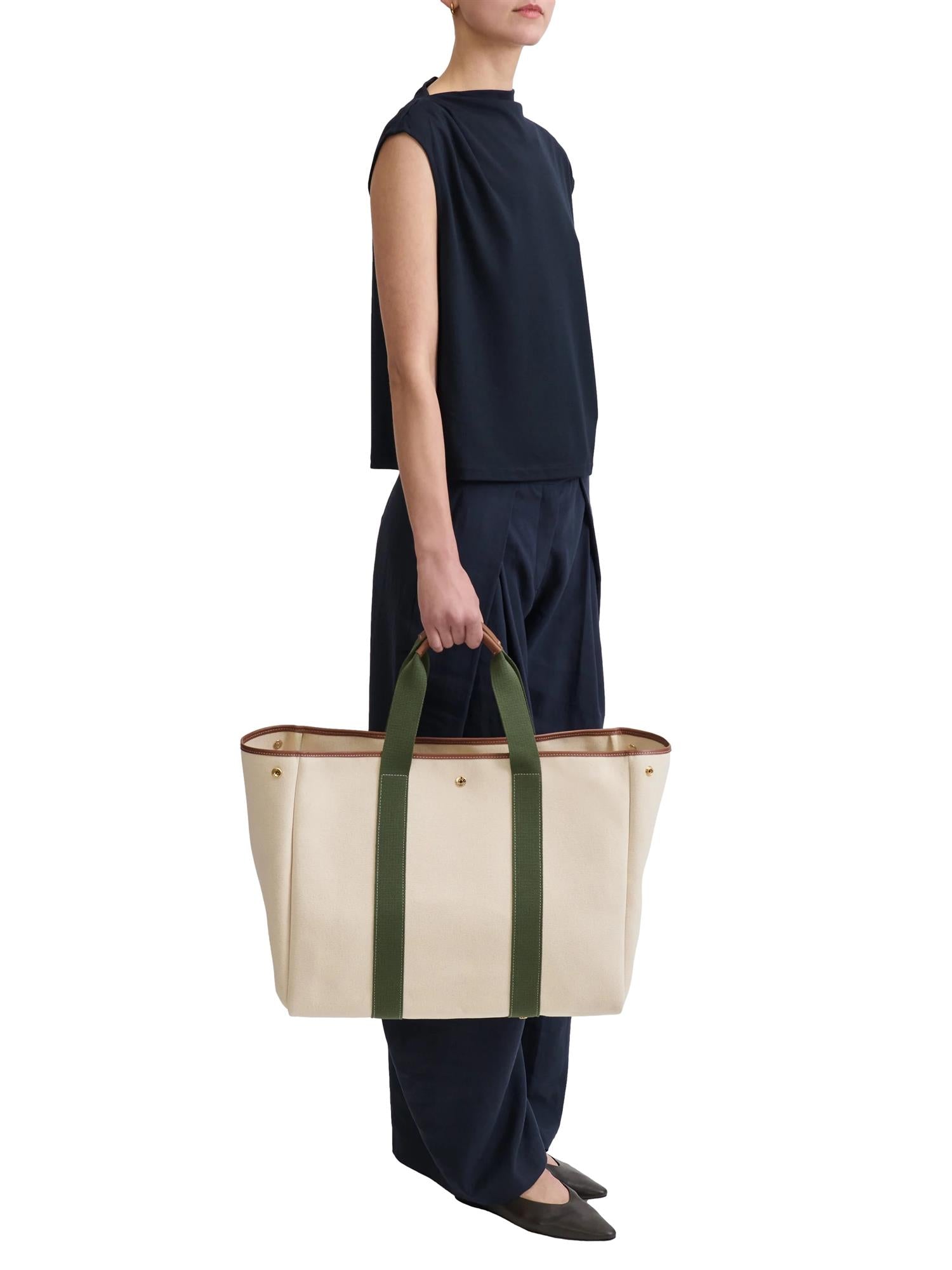 Rue de Verneuil Traversée L Military Green Veske Off-White/Grønn - modostore.no