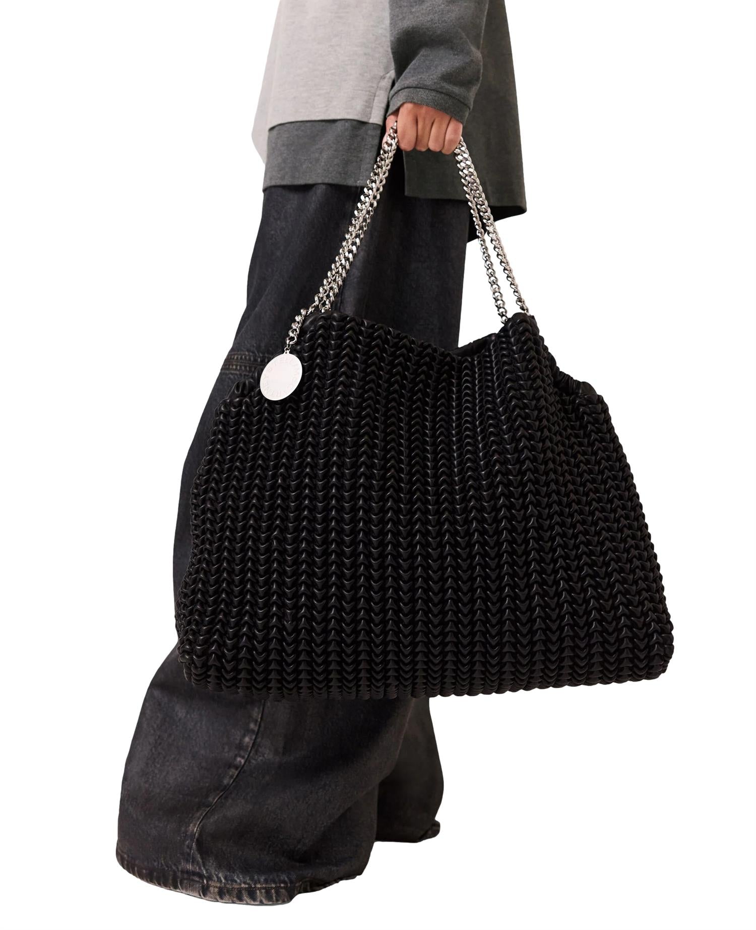 Stella McCartney Falabella Drawstring Bag Embroidery Veske Sort - modostore.no