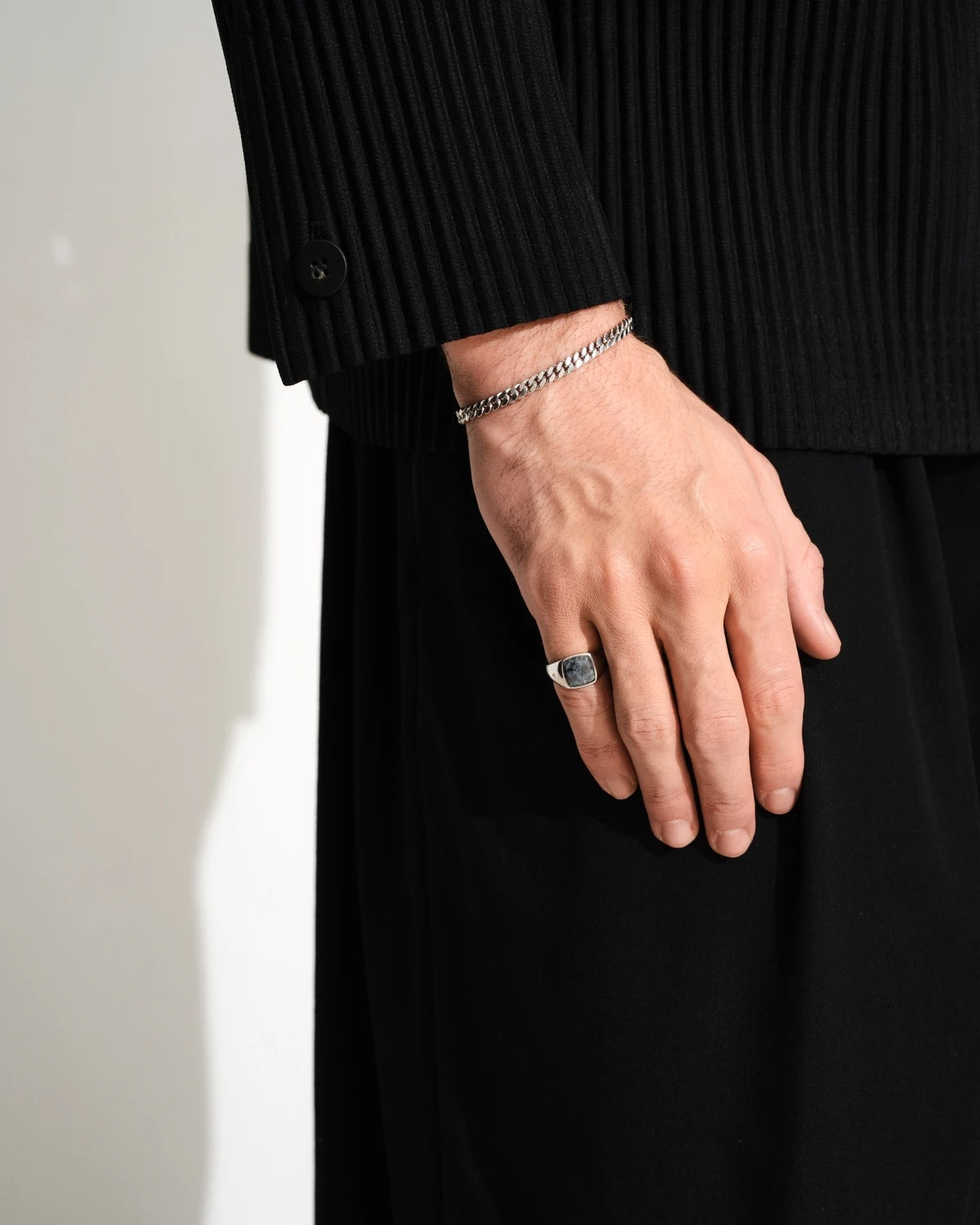 Tom Wood Kay Ring Larvikite Ring Sølv | modostore.no