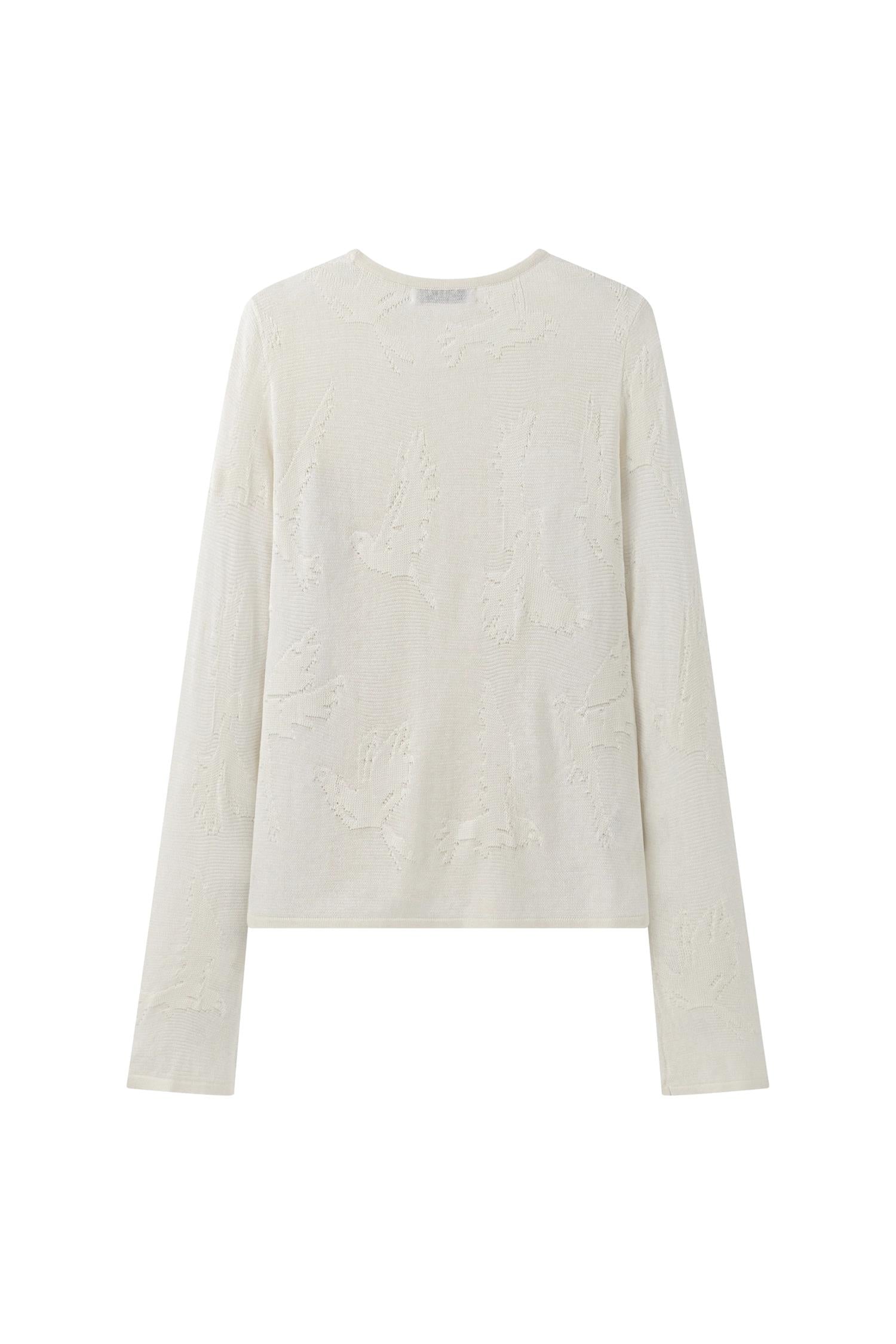 Viktoria Chan Hermoni langermet strikkegenser i off-white, med mykt og komfortabelt design, perfekt for kalde dager.
